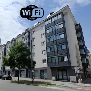 Betariel'Com Hauptbahnhof Apartman